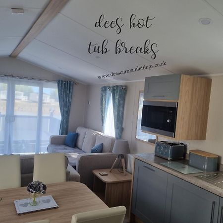 Pinewood Retreat 37 Fishing Lake With Hot Tub The Grange Mablethorpe Esterno foto
